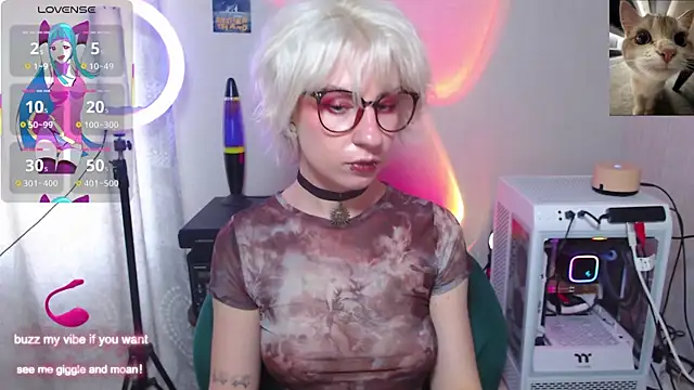  Moonlight t online show from October 11, 2025, 12:50 pm