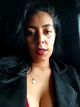 Snapshot of Emily_Wane chatting on November 15, 2025, 2:43 pm Emily Wane online show from November 15, 2025, 2:43 pm