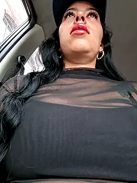 Snapshot of Emily_Wane chatting on June 25, 2026, 5:18 pm Emily Wane online show from June 25, 2026, 5:18 pm