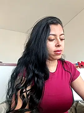 Snapshot of Emily_Wane chatting on July 3, 2026, 9:32 pm Emily Wane online show from July 3, 2026, 9:32 pm