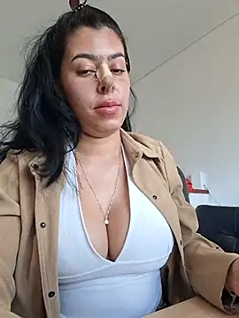 Snapshot of Emily_Wane chatting on July 28, 2026, 6:20 pm Emily Wane online show from July 28, 2026, 6:20 pm