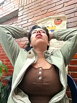 Snapshot of Emily_Wane chatting on July 8, 2026, 5:57 pm Emily Wane online show from July 8, 2026, 5:57 pm