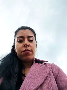 Snapshot of Emily_Wane chatting on October 20, 2025, 5:02 pm Emily Wane online show from October 20, 2025, 5:02 pm