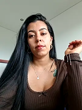 Snapshot of Emily_Wane chatting on June 17, 2026, 7:46 pm Emily Wane online show from June 17, 2026, 7:46 pm