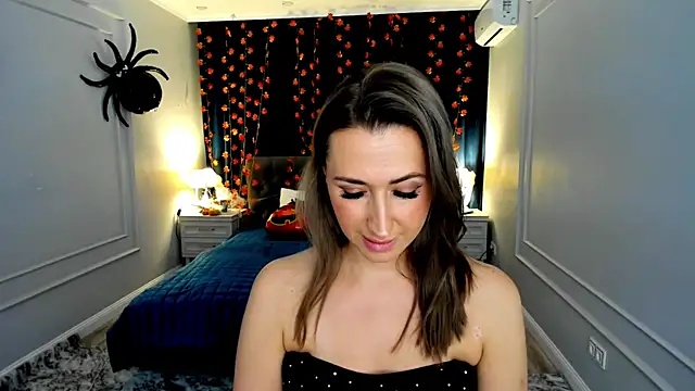 Snapshot of PassionGlow chatting on October 18, 2025, 7:38 pm PassionGlow online show from October 18, 2025, 7:38 pm