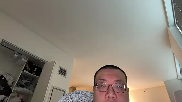 Snapshot of slaveasianboy chatting on March 13, 2026, 3:50 pm slaveasianboy online show from March 13, 2026, 3:50 pm