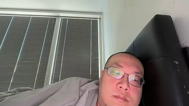 Snapshot of slaveasianboy chatting on May 11, 2026, 4:04 pm slaveasianboy online show from May 11, 2026, 4:04 pm