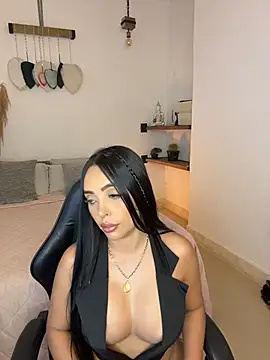 Snapshot of annyfosterr chatting on May 9, 2026, 7:50 pm annyfosterr online show from May 9, 2026, 7:50 pm