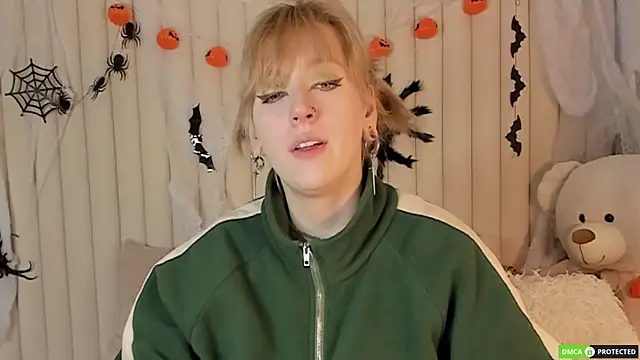 RachelCart online show from October 25, 2025, 3:06 am