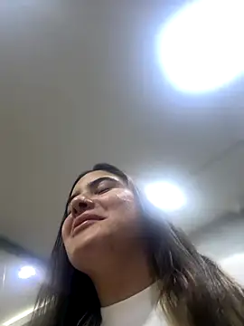 EVELIN MASON online show from October 23, 2025, 10:30 pm