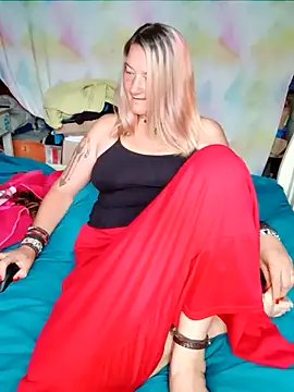 Snapshot of GingerKtm21 chatting on March 8, 2025, 4:06 pm GingerKtm21 online show from March 8, 2025, 4:06 pm