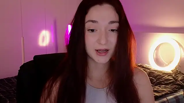 YasmineWest online show from July 22, 2026, 9:11 am