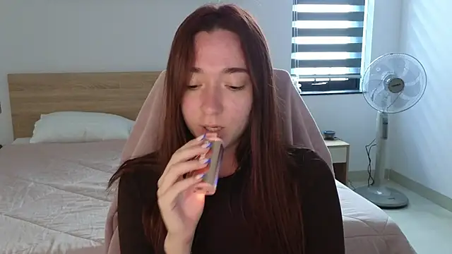 YasmineWest online show from March 17, 2026, 12:13 am