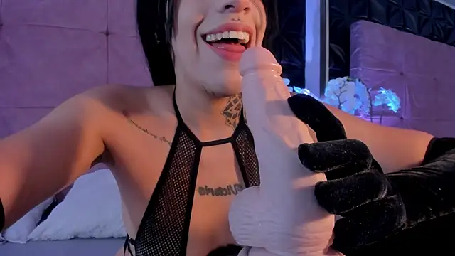 cattleya jensen  online show from February 22, 2025, 2:08 pm
