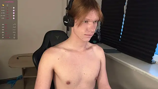 Snapshot of carthylovvve chatting on November 25, 2025, 1:44 pm carthylovvve online show from November 25, 2025, 1:44 pm