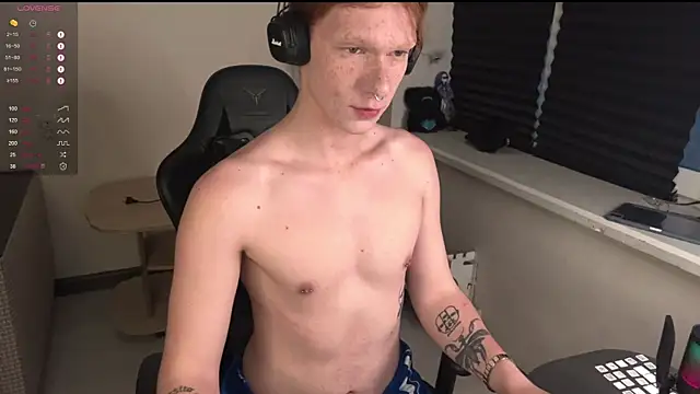 Snapshot of carthylovvve chatting on December 4, 2025, 1:54 pm carthylovvve online show from December 4, 2025, 1:54 pm