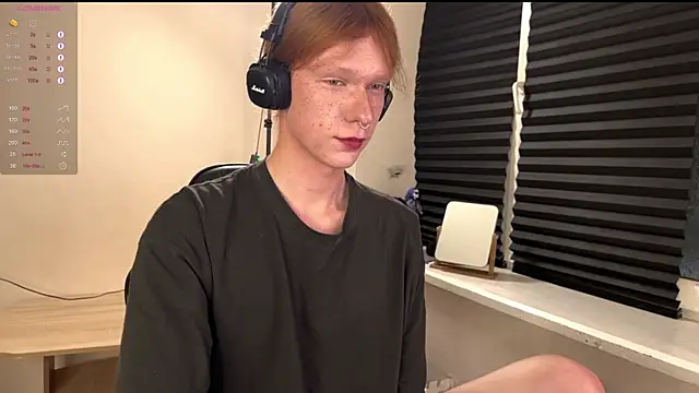 carthylovvve online show from December 15, 2025, 2:34 pm