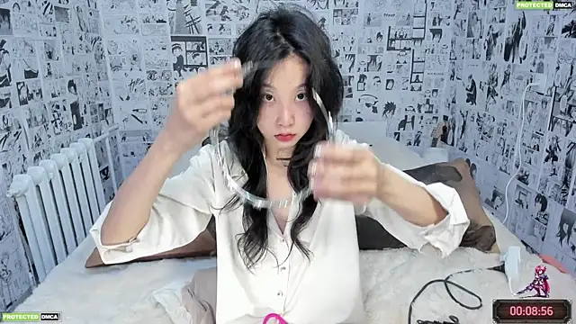 Snapshot of Minami_686 chatting on October 14, 2025, 9:15 pm Minami 686 online show from October 14, 2025, 9:15 pm