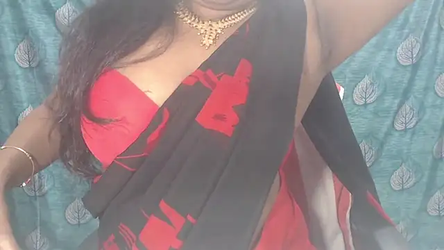 Snapshot of Sophia_your chatting on November 14, 2025, 5:00 am Sophia your online show from November 14, 2025, 5:00 am