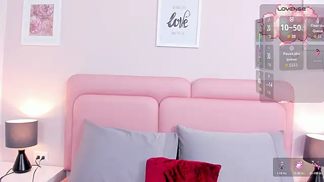 Snapshot of little_dolly1 chatting on December 5, 2025, 12:04 pm little dolly1 online show from December 5, 2025, 12:04 pm