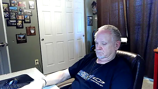 nobledad online show from March 3, 2026, 7:32 pm