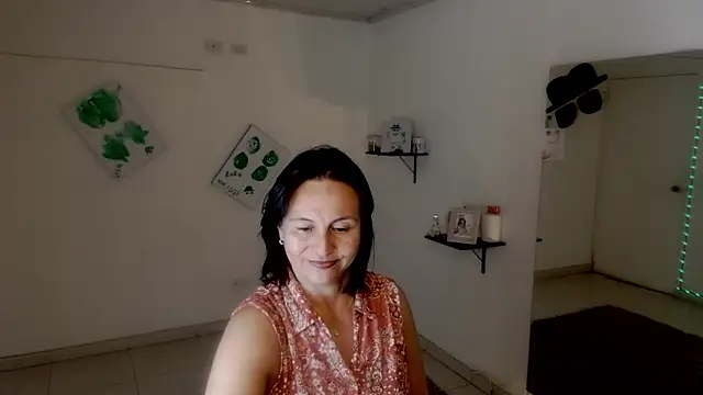 Snapshot of lollita_23_ chatting on November 17, 2025, 8:57 pm lollita 23 online show from November 17, 2025, 8:57 pm