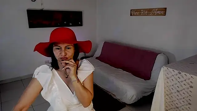 Snapshot of lollita_23_ chatting on November 28, 2025, 7:47 pm lollita 23 online show from November 28, 2025, 7:47 pm