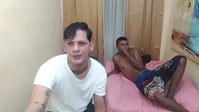 Snapshot of two_monstercock chatting on October 30, 2025, 11:23 pm two monstercock online show from October 30, 2025, 11:23 pm