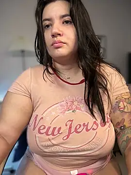 Snapshot of horny_roomiess chatting on February 21, 2026, 3:36 pm horny roomiess online show from February 21, 2026, 3:36 pm