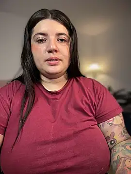 horny roomiess online show from May 2, 2026, 9:31 pm