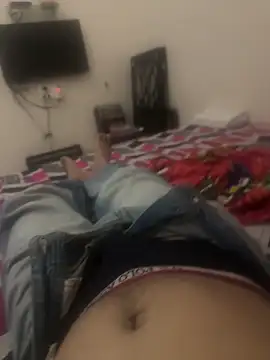 Snapshot of hornyguy271192 chatting on November 4, 2025, 6:01 pm hornyguy271192 online show from November 4, 2025, 6:01 pm