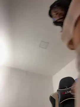 Snapshot of JulianaCastillo chatting on September 18, 2025, 3:20 am JulianaCastillo online show from September 18, 2025, 3:20 am