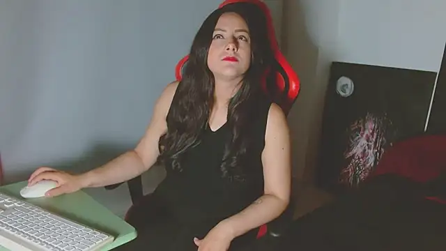 Noamartin  online show from March 26, 2026, 1:59 am