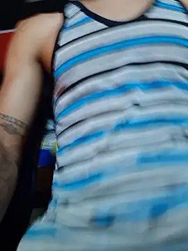 Snapshot of tanned_boy chatting on December 8, 2024, 8:58 pm tanned boy online show from December 8, 2024, 8:58 pm