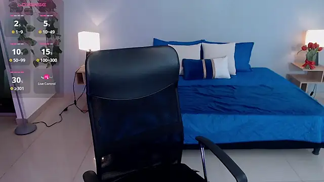 JasmineCampbell  online show from October 10, 2025, 1:34 pm