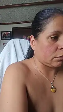 Snapshot of LucifernandaSw chatting on July 31, 2026, 4:37 pm LucifernandaSw online show from July 31, 2026, 4:37 pm