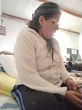 LucifernandaSw online show from January 20, 2025, 1:00 pm