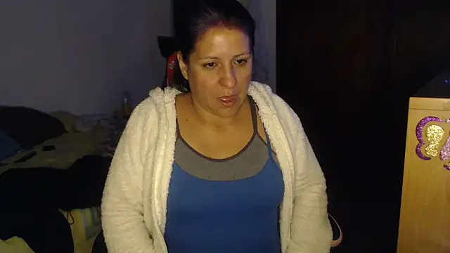 Snapshot of LucifernandaSw chatting on June 2, 2026, 8:47 am LucifernandaSw online show from June 2, 2026, 8:47 am