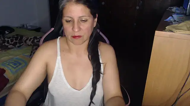 LucifernandaSw online show from April 23, 2026, 3:46 am