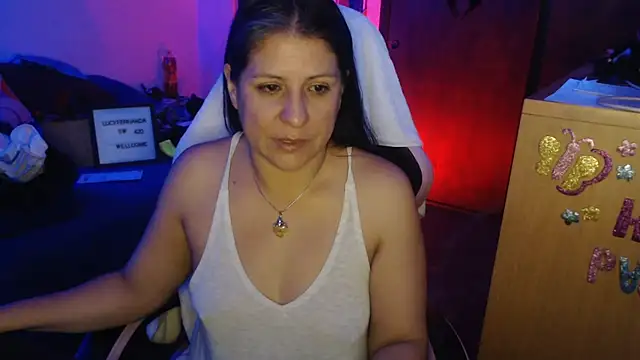 Snapshot of LucifernandaSw chatting on August 4, 2026, 5:01 am LucifernandaSw online show from August 4, 2026, 5:01 am