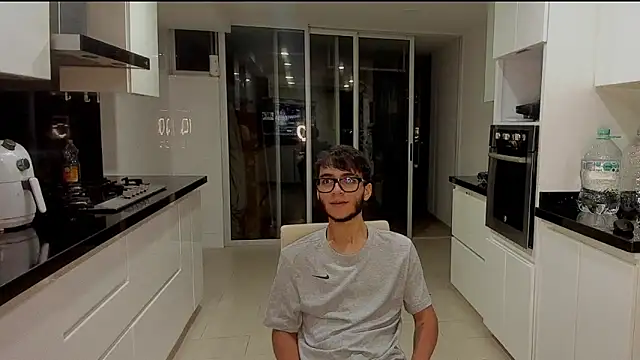 Snapshot of alejdrip chatting on September 26, 2025, 9:05 am alejdrip online show from September 26, 2025, 9:05 am