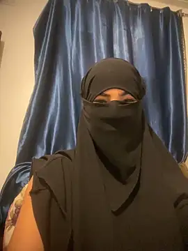 Snapshot of Hijabi_HotGirls chatting on October 22, 2025, 1:21 pm Hijabi HotGirls online show from October 22, 2025, 1:21 pm