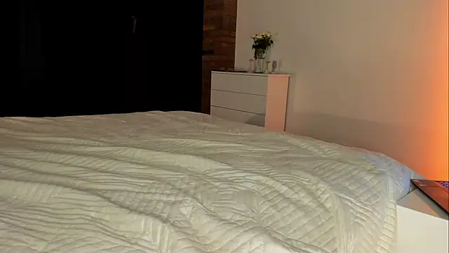 Snapshot of Rachel_Rey chatting on April 8, 2026, 6:20 pm Rachel Rey online show from April 8, 2026, 6:20 pm