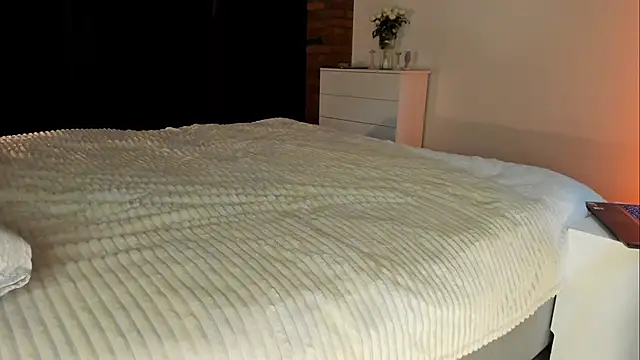 Snapshot of Rachel_Rey chatting on April 3, 2026, 6:25 pm Rachel Rey online show from April 3, 2026, 6:25 pm