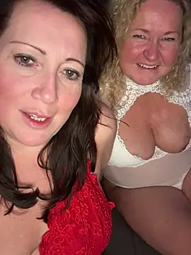 xsexycurvymilf online show from February 9, 2025, 5:54 pm