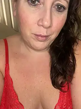 xsexycurvymilf online show from February 27, 2025, 2:21 pm
