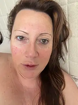 xsexycurvymilf online show from March 15, 2026, 8:43 am