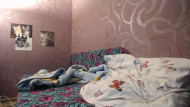 Fire  Foxx online show from December 5, 2024, 2:28 pm