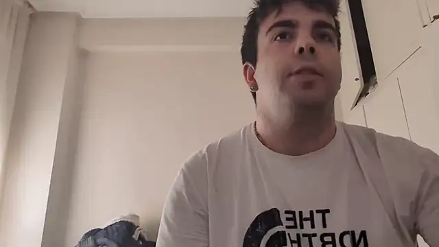 Snapshot of zzzz78925 chatting on September 14, 2025, 8:15 am zzzz78925 online show from September 14, 2025, 8:15 am