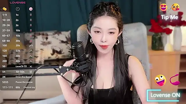 Snapshot of vyizh- chatting on October 23, 2025, 12:37 pm vyizh- online show from October 23, 2025, 12:37 pm